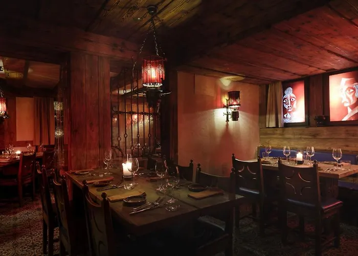 By The Rex Maison d'hôtes